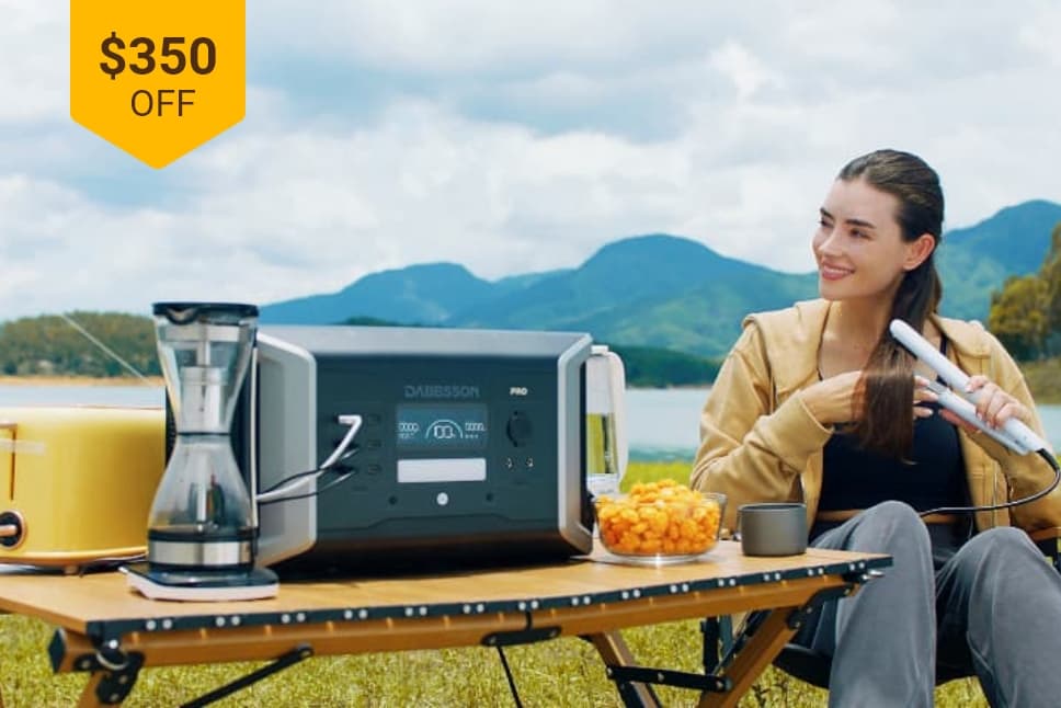 DBS200B solar generator + DBS1300 Portable Power Station allows you to travel in RVs and camp outdoors without worrying about power problems.